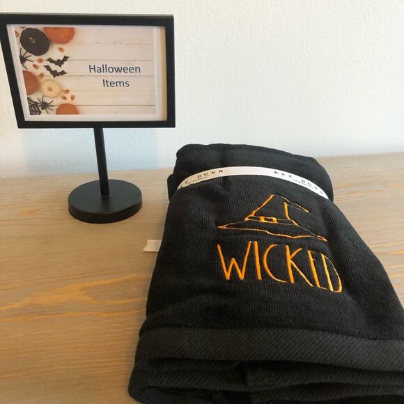 Rae Dunn Halloween Themed Wicked Black Hand Towels - Set of Two - NWT - Picture 2 of 3